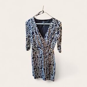Laundry By Shelli Segal Navy and White Graphic Midi Dress